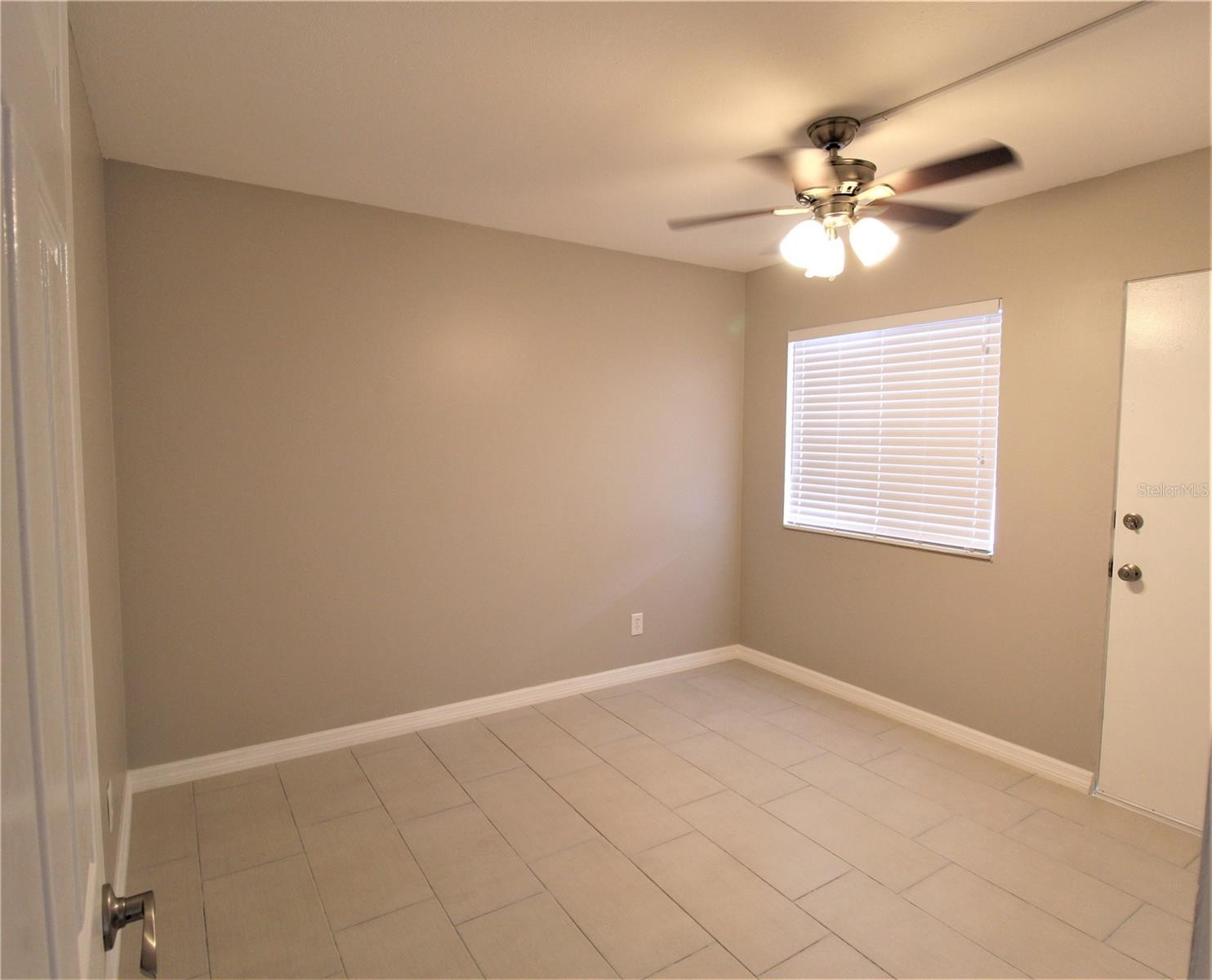 3001 BEE RIDGE RD #212