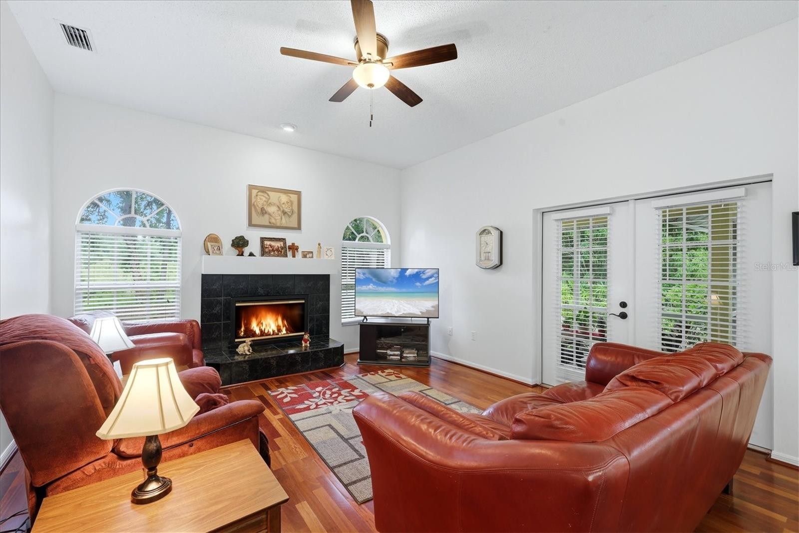 3510 CRYSTAL LAKES CT