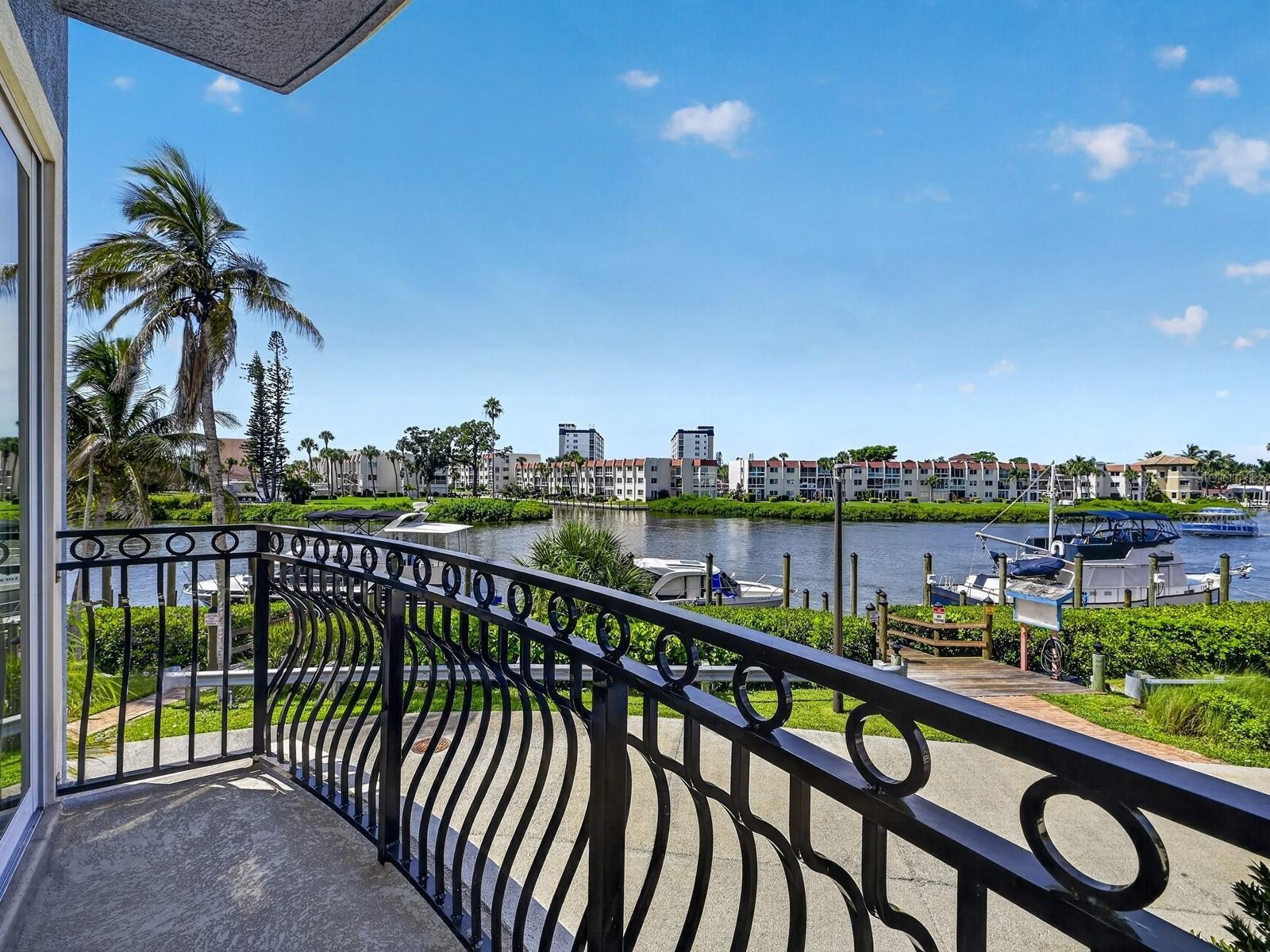 501 TAMIAMI TRL N #201