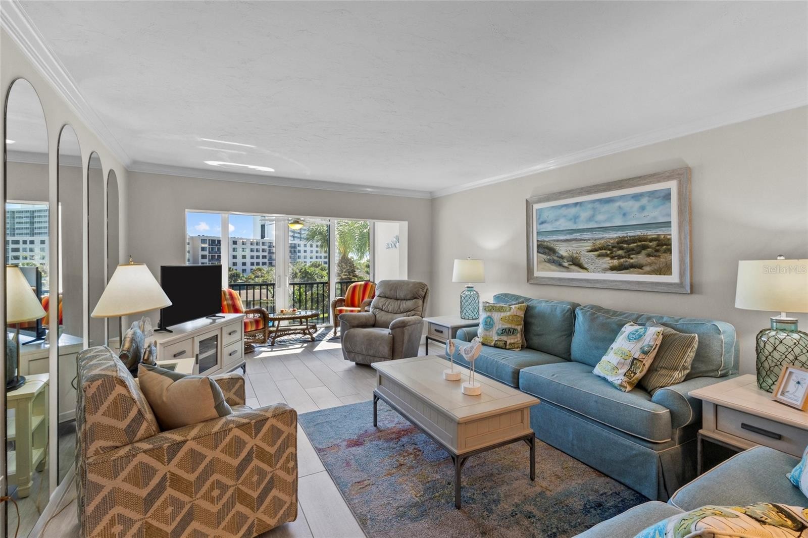 6236 MIDNIGHT PASS RD #305