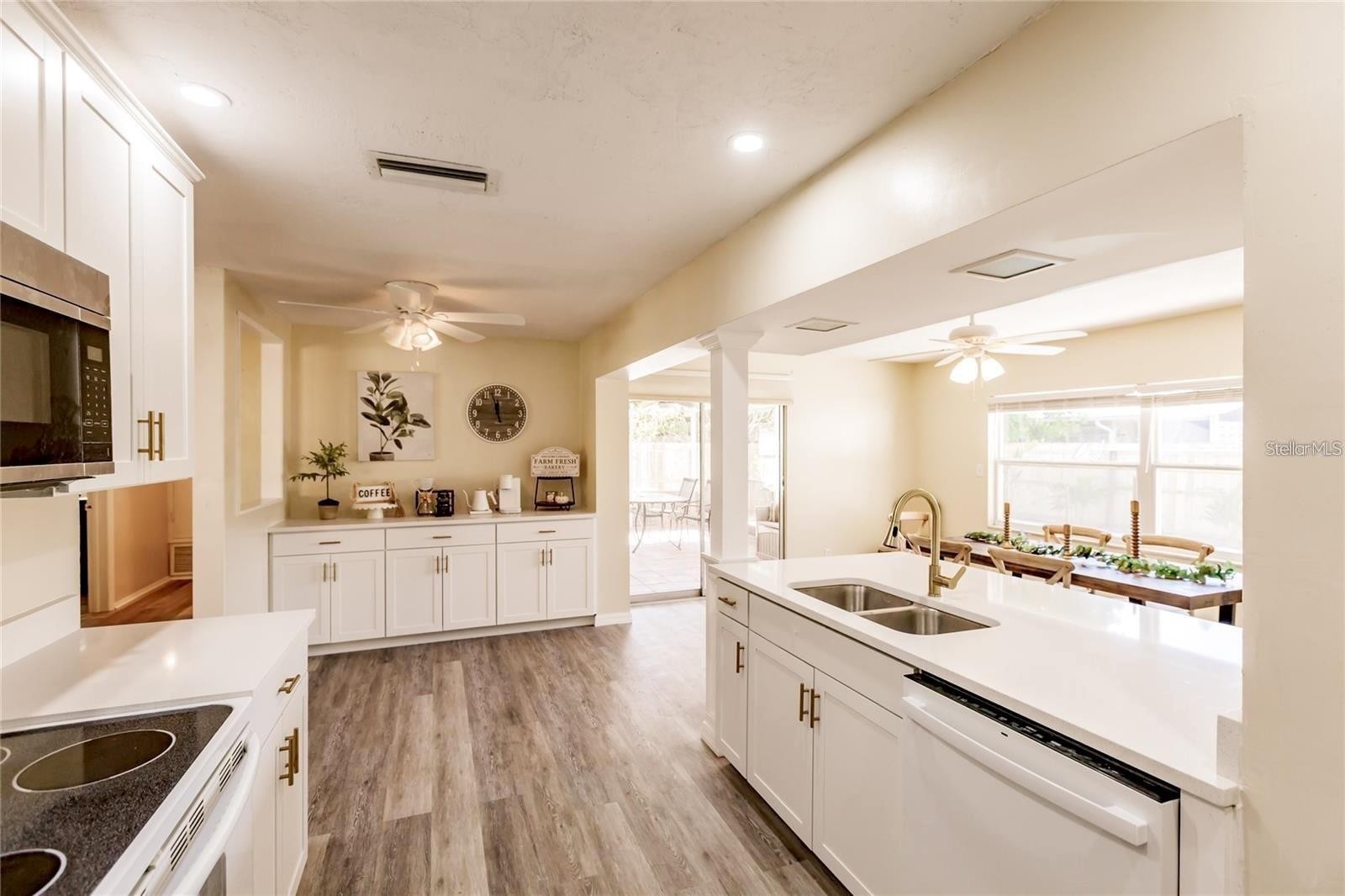3716 MUNDY RIDGE DR