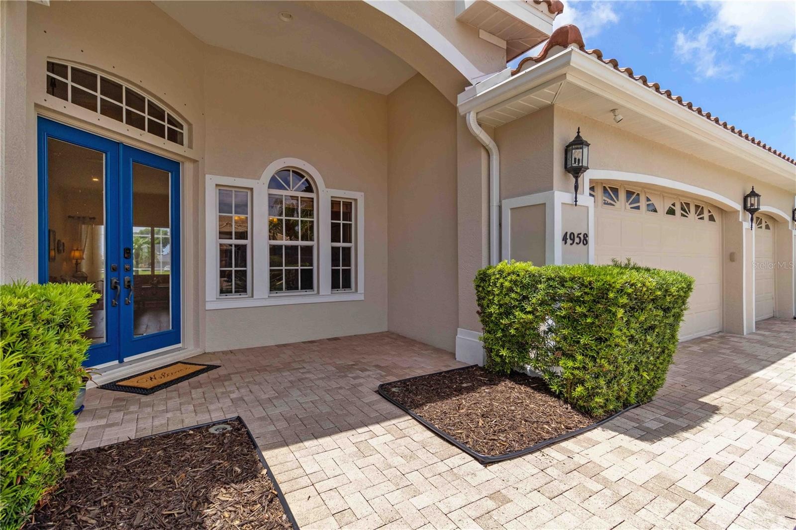 4958 GARDINERS BAY CIR