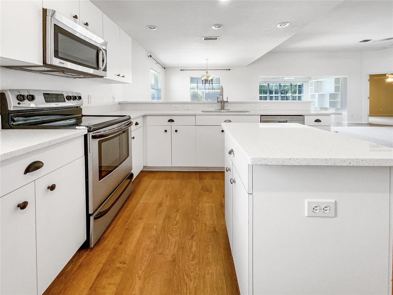 890 MORGAN TOWNE WAY