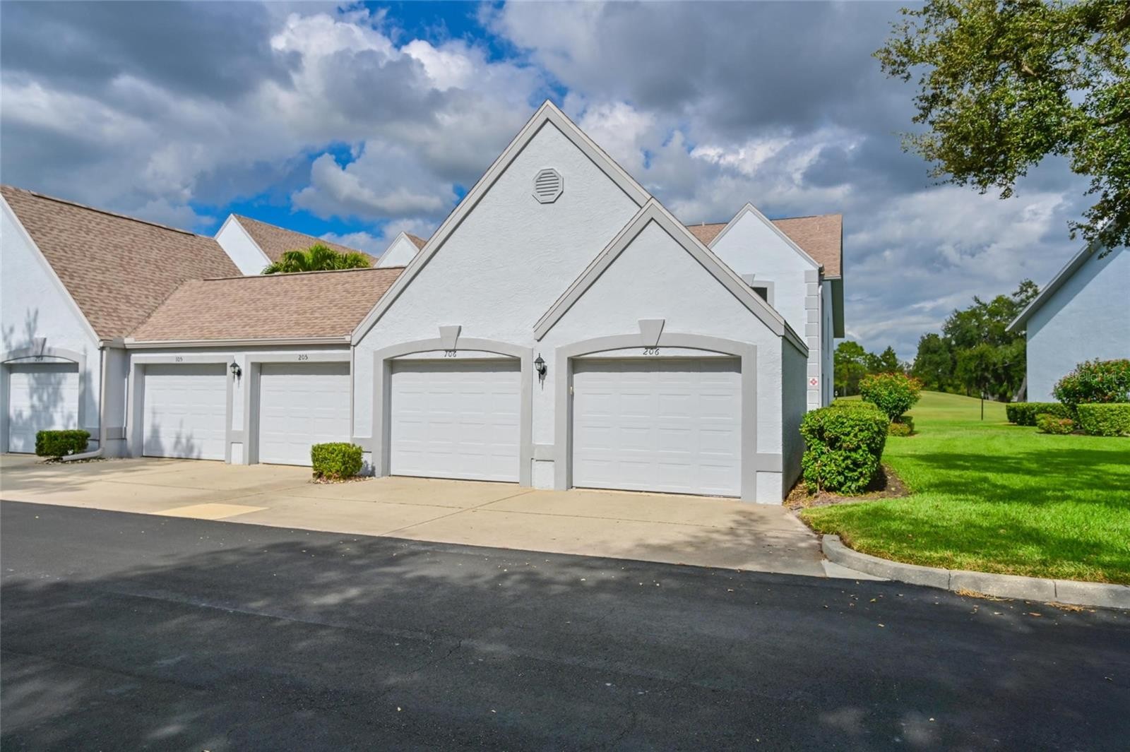 6611 STONE RIVER RD #106