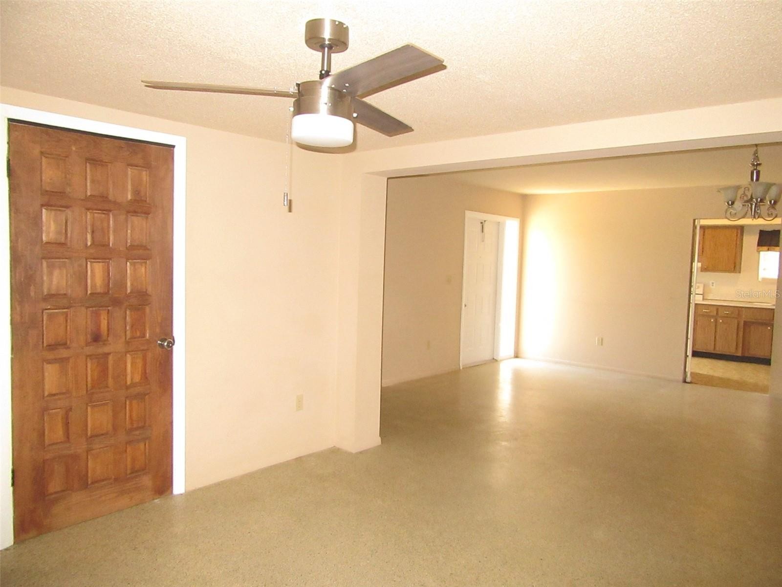 13864 TAMIAMI TRL