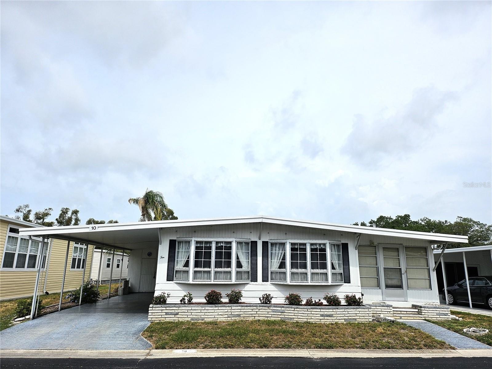 10 White Oak Ter Sarasota Florida 34237