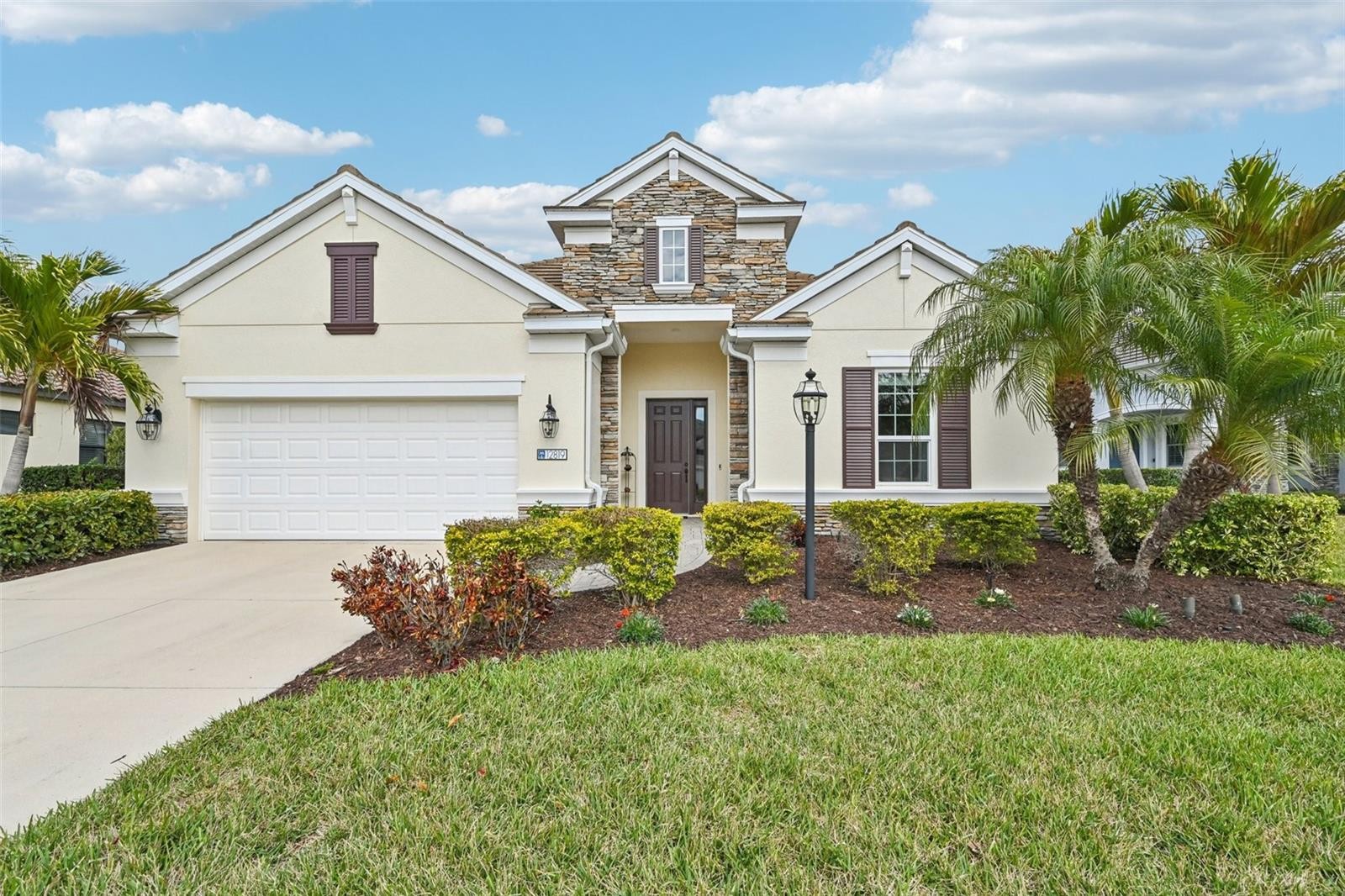 12819 COASTAL BREEZE WAY