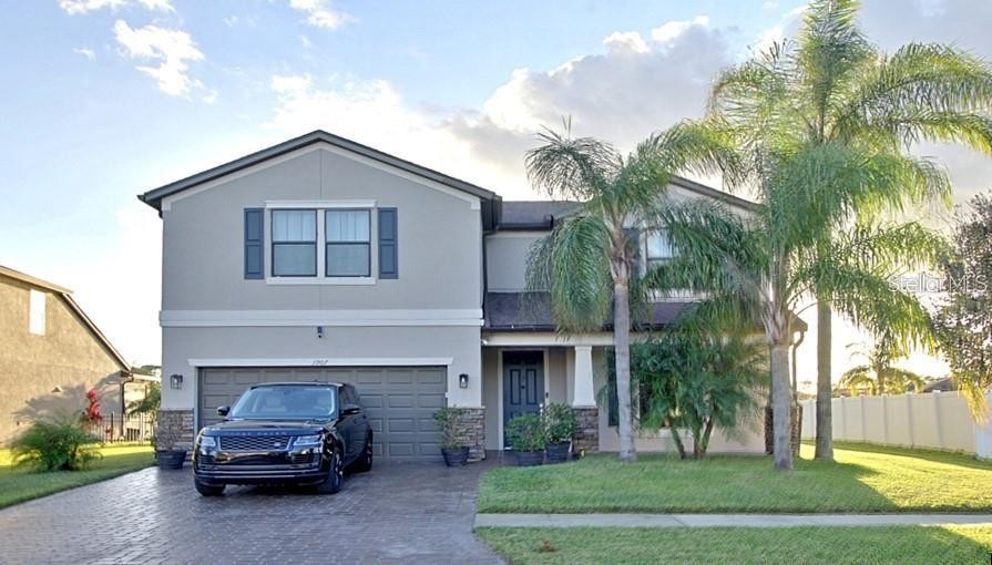 1907 BOTTLEBRUSH WAY