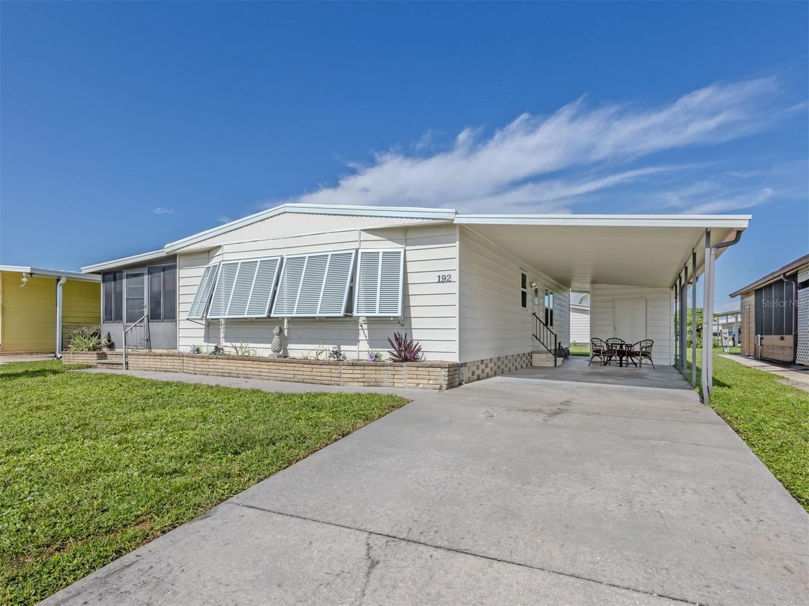 192 PALM HARBOR DR