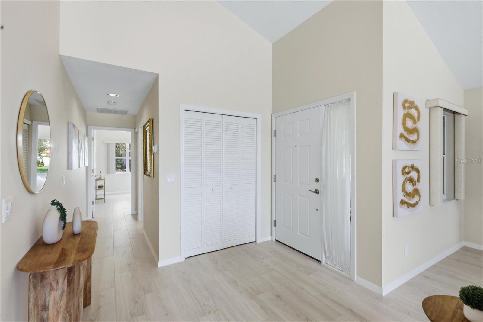 8006 BOBCAT CIR