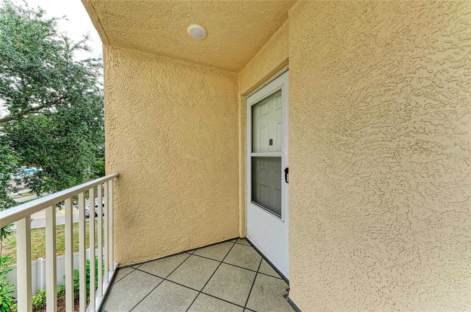 3980 IRONWOOD CIR #301