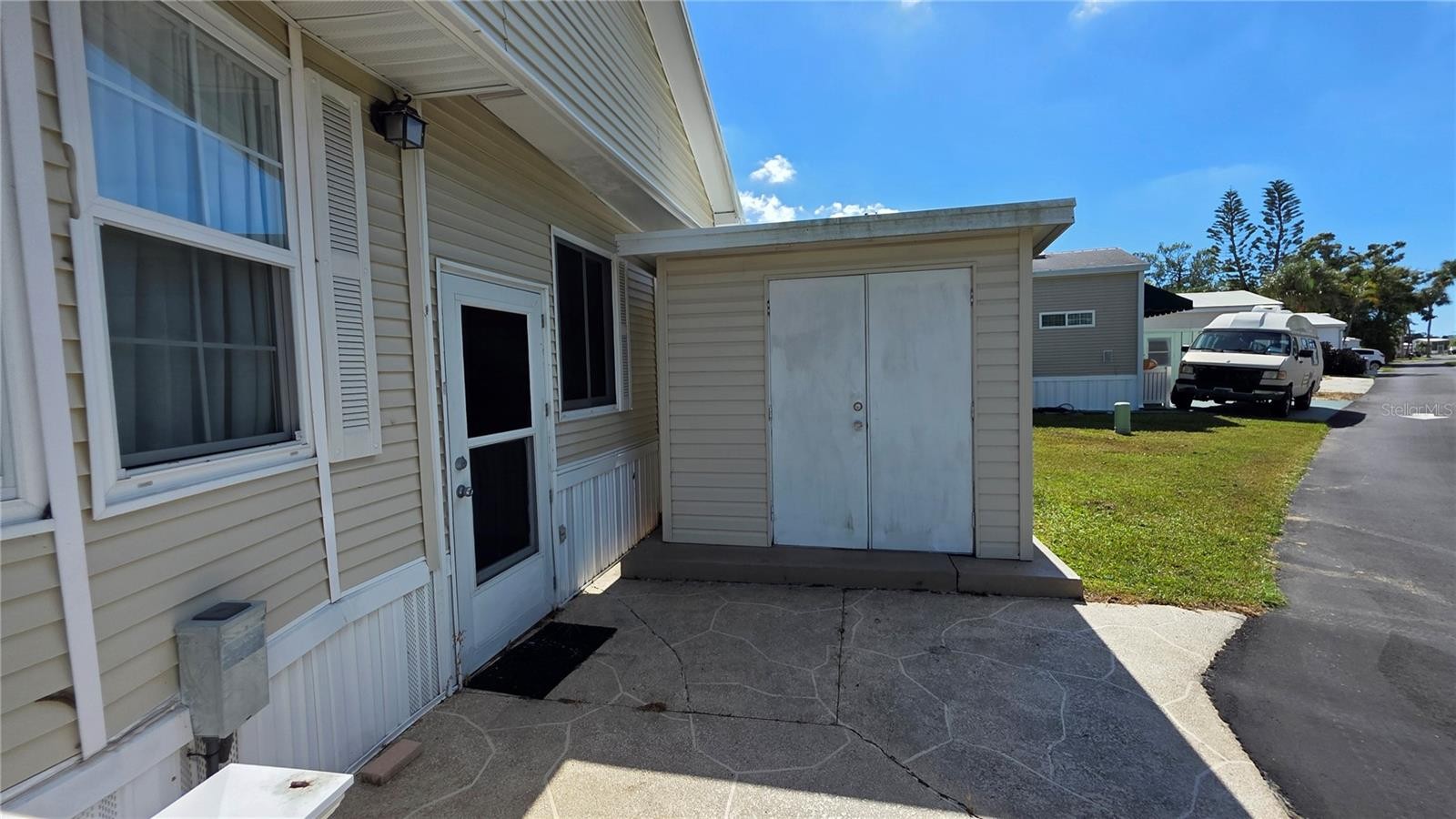 1674 UNIVERSITY PKWY LOT 159