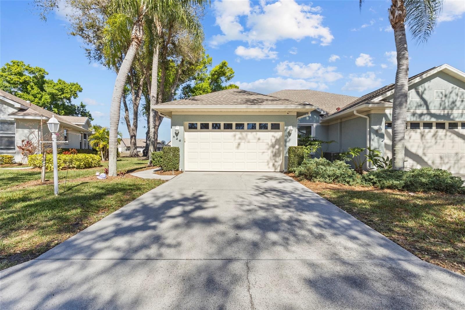 526 CATALINA ISLES CIR