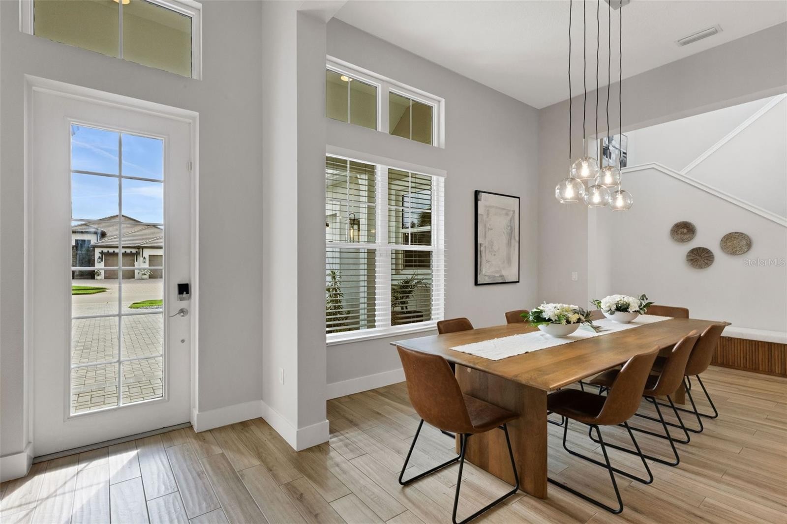 8145 GRANDE SHORES DR