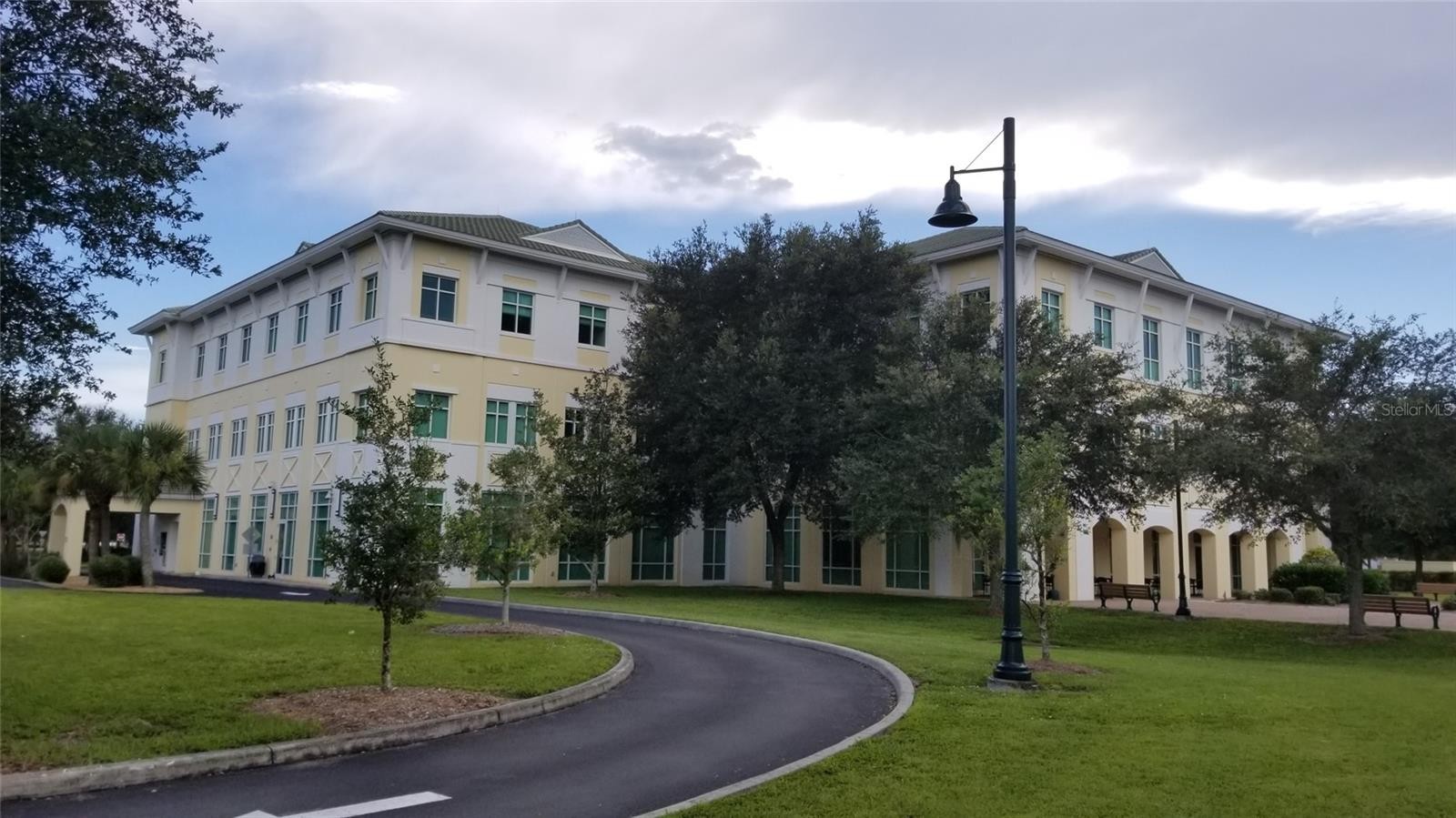 1131209841 & 1131209842 DEVONSHIRE CIR