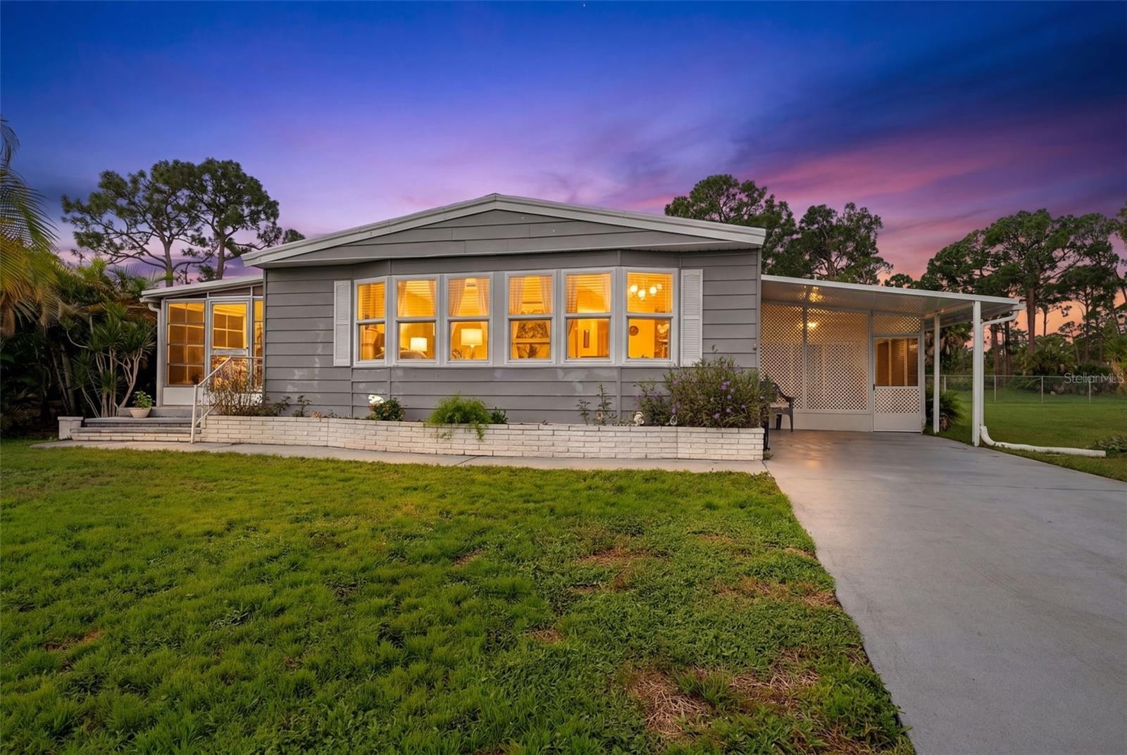 417 VILLA NUEVA CIR