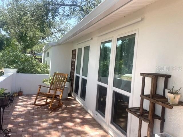 5677 BENEVA WOODS CIR