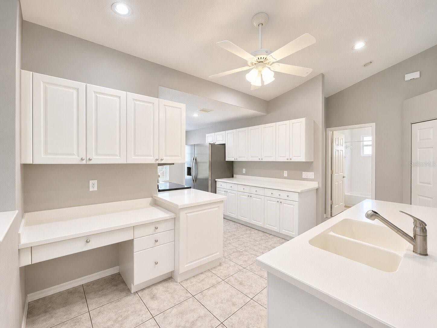 6714 FAIRVIEW TER #1-201