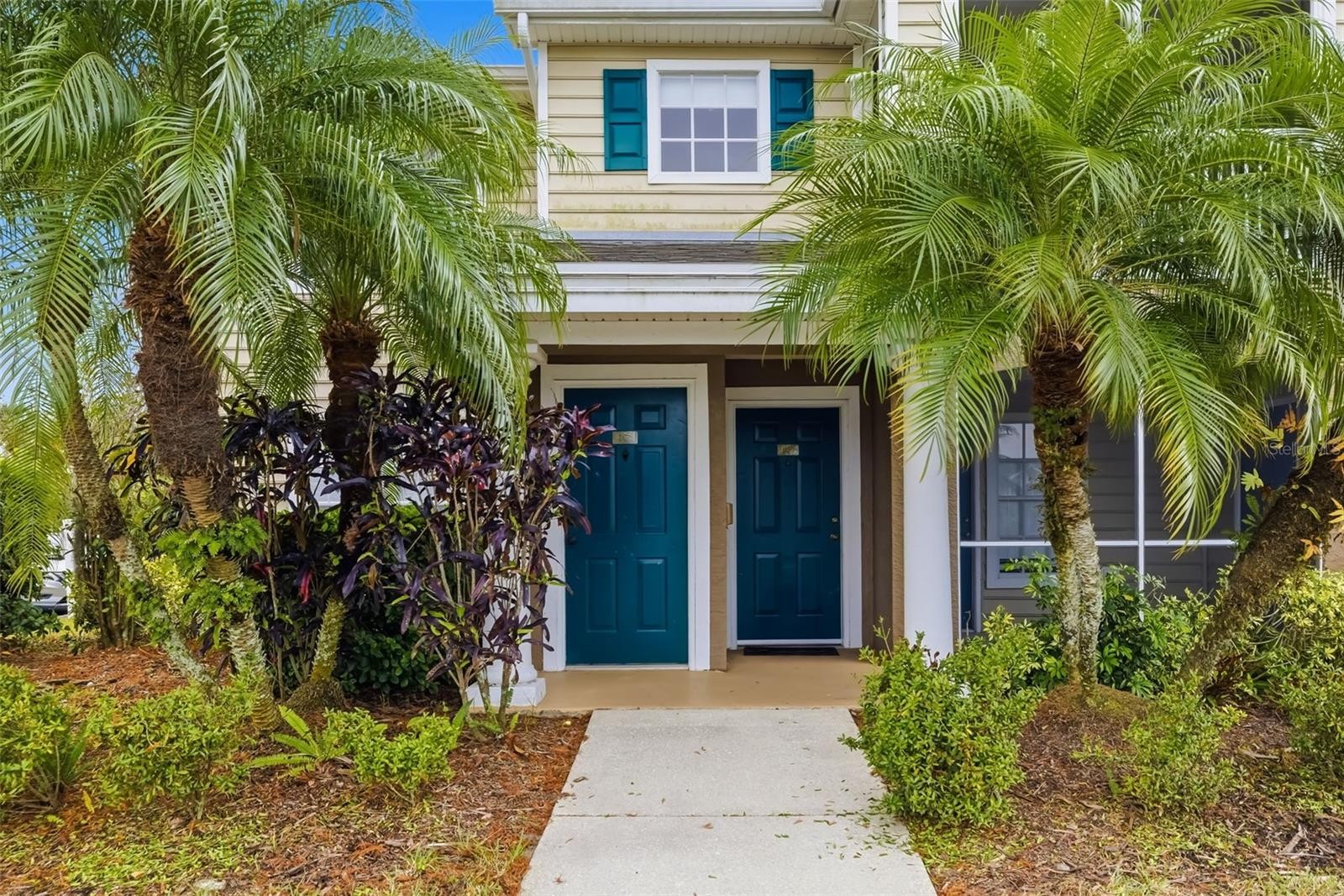 8933 MANOR LOOP #205