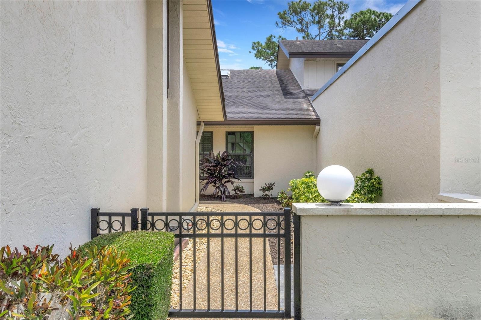 4418 LA JOLLA DR