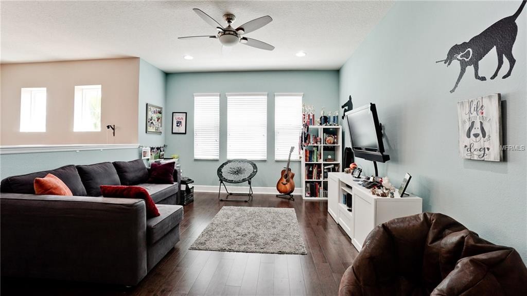 8291 NANDINA DR