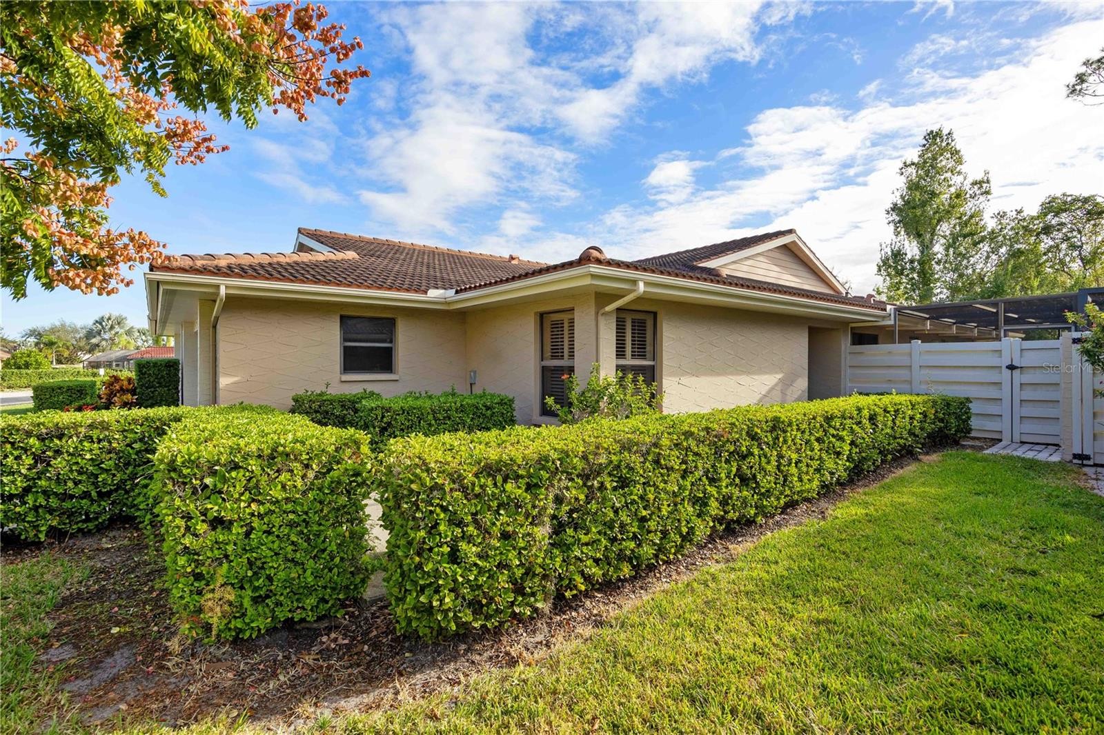 4581 LAKECREST PL #22