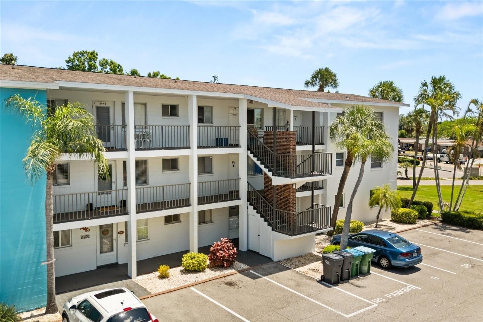 2425 FLAMINGO BLVD #K28