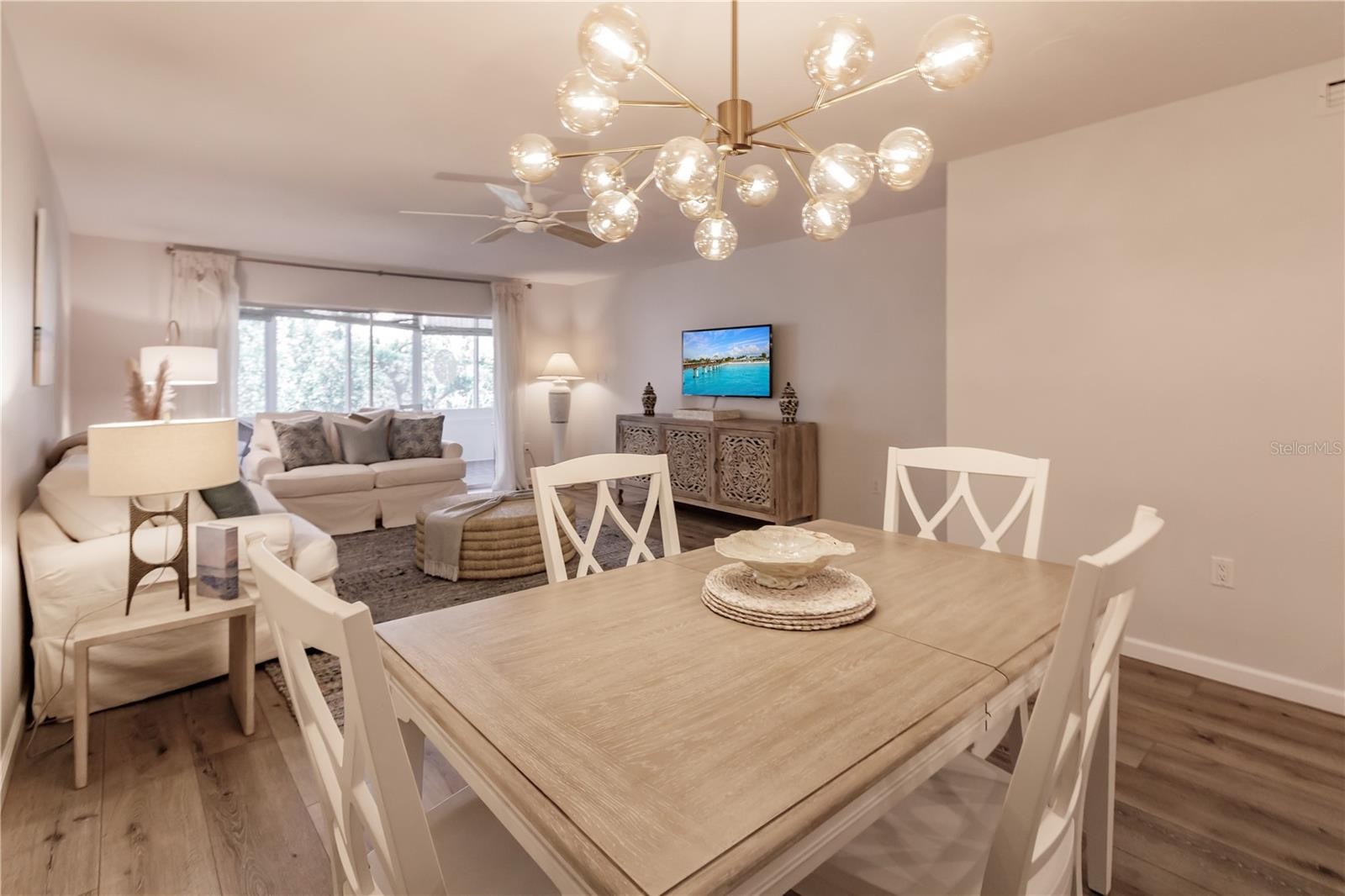 1200 E PEPPERTREE LN #303