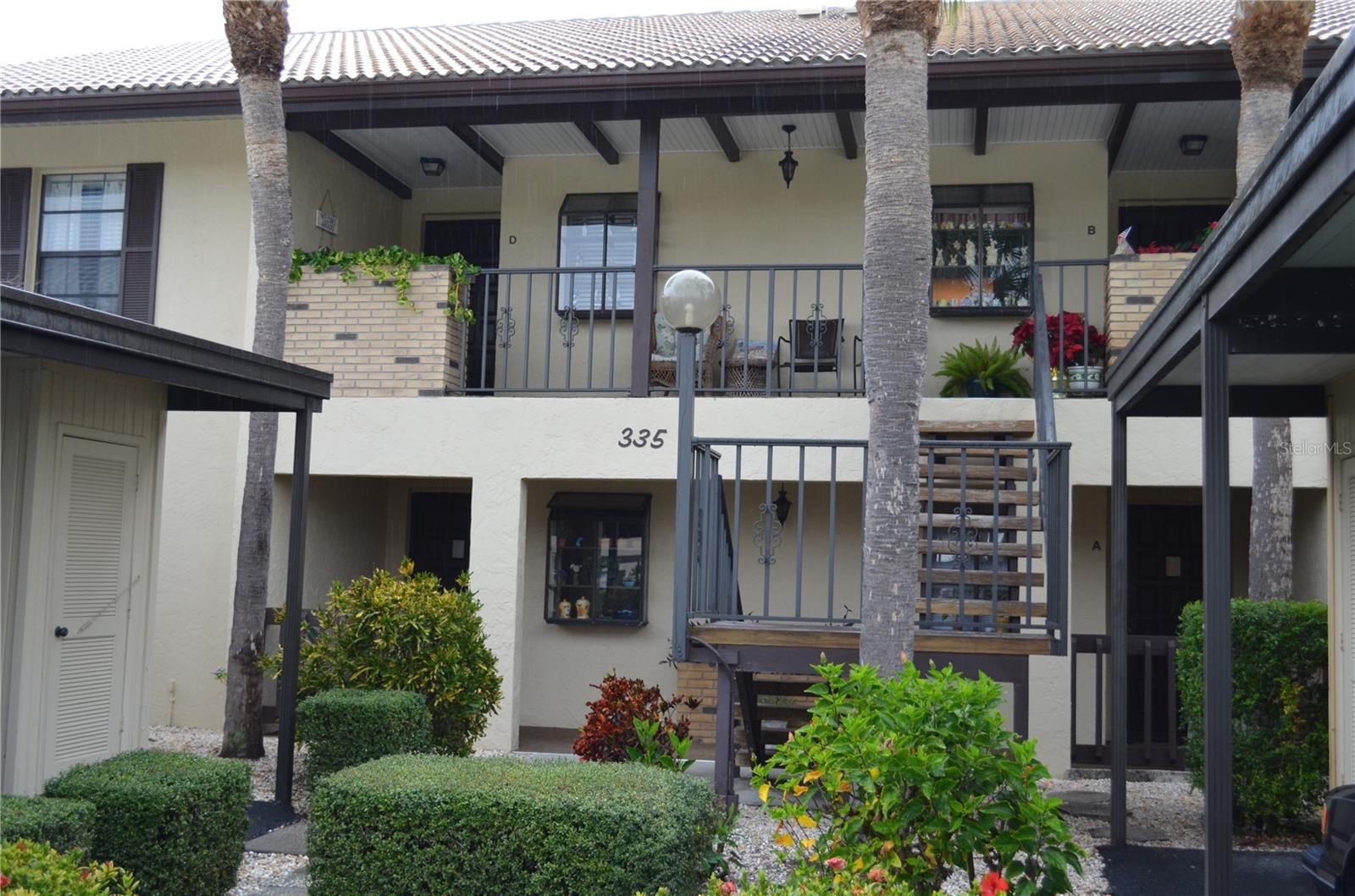 375 THREE LAKES LN #A