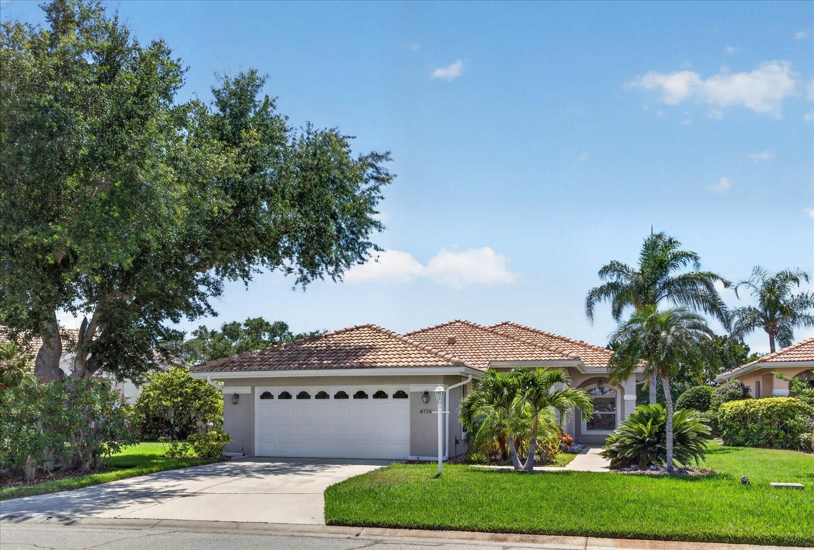 6726 HICKORY HAMMOCK CIR