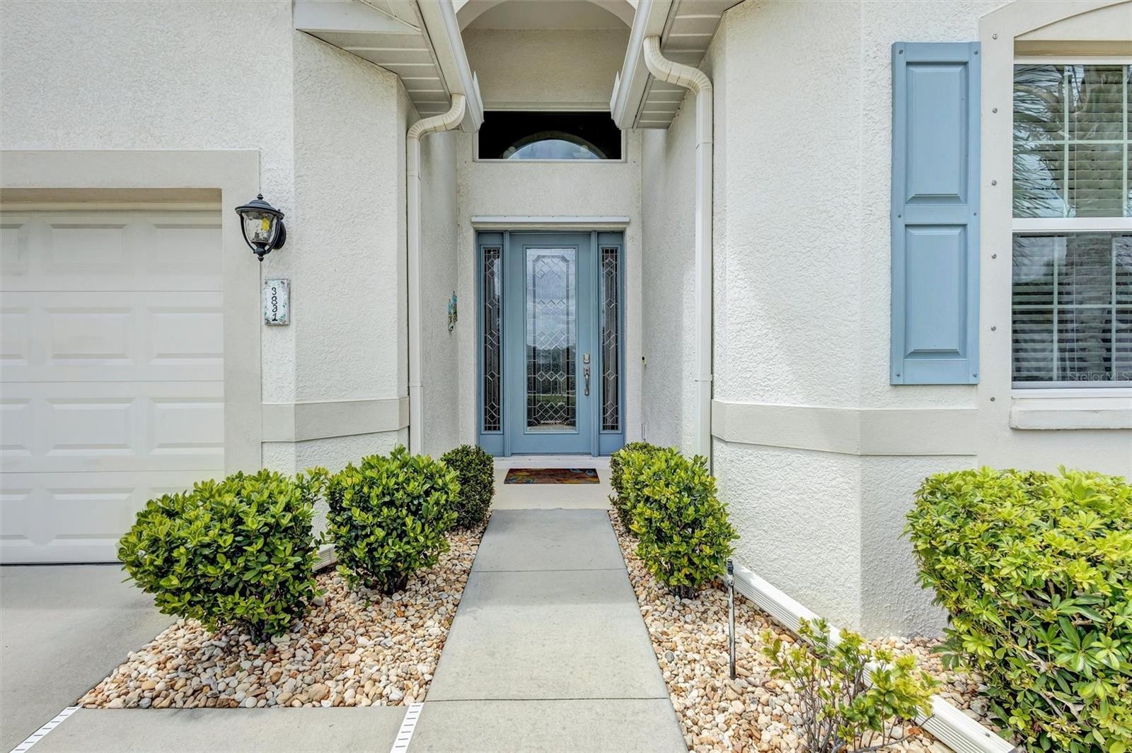 3831 CREEKSIDE PARK DR
