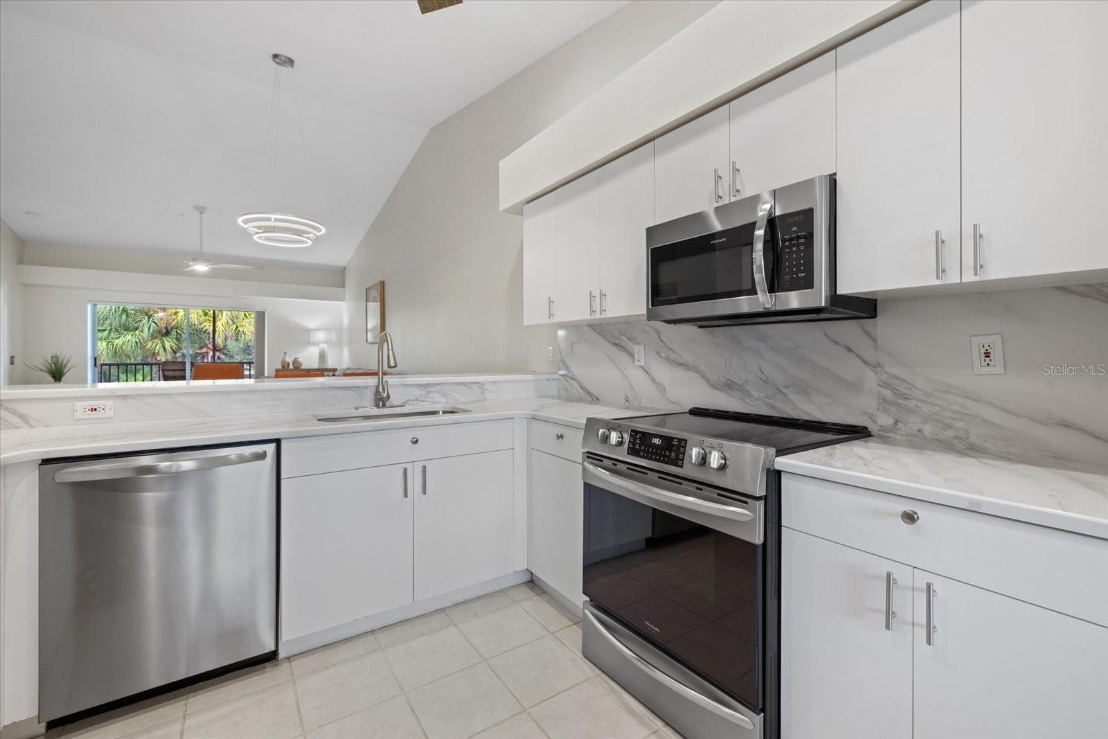 9580 HIGH GATE DR #1822