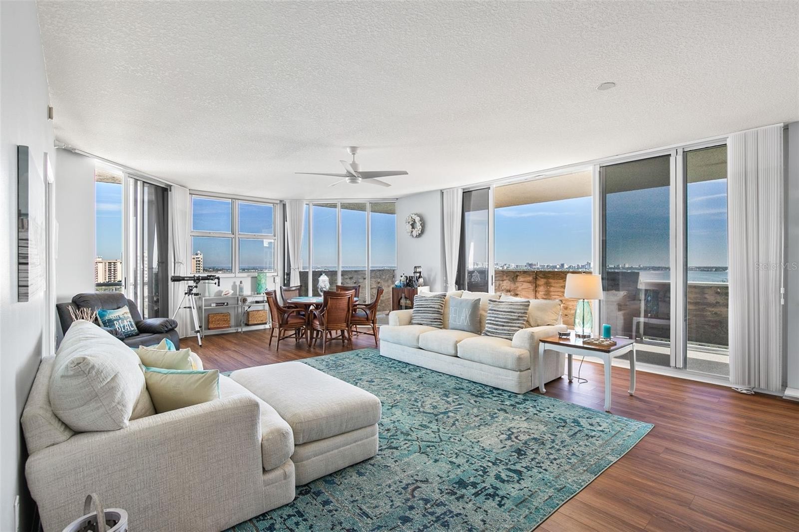 1800 BENJAMIN FRANKLIN DR #B1007