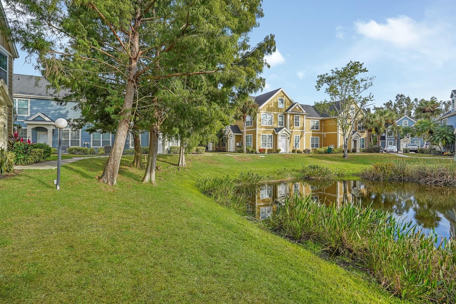 5540 ROSEHILL RD #104