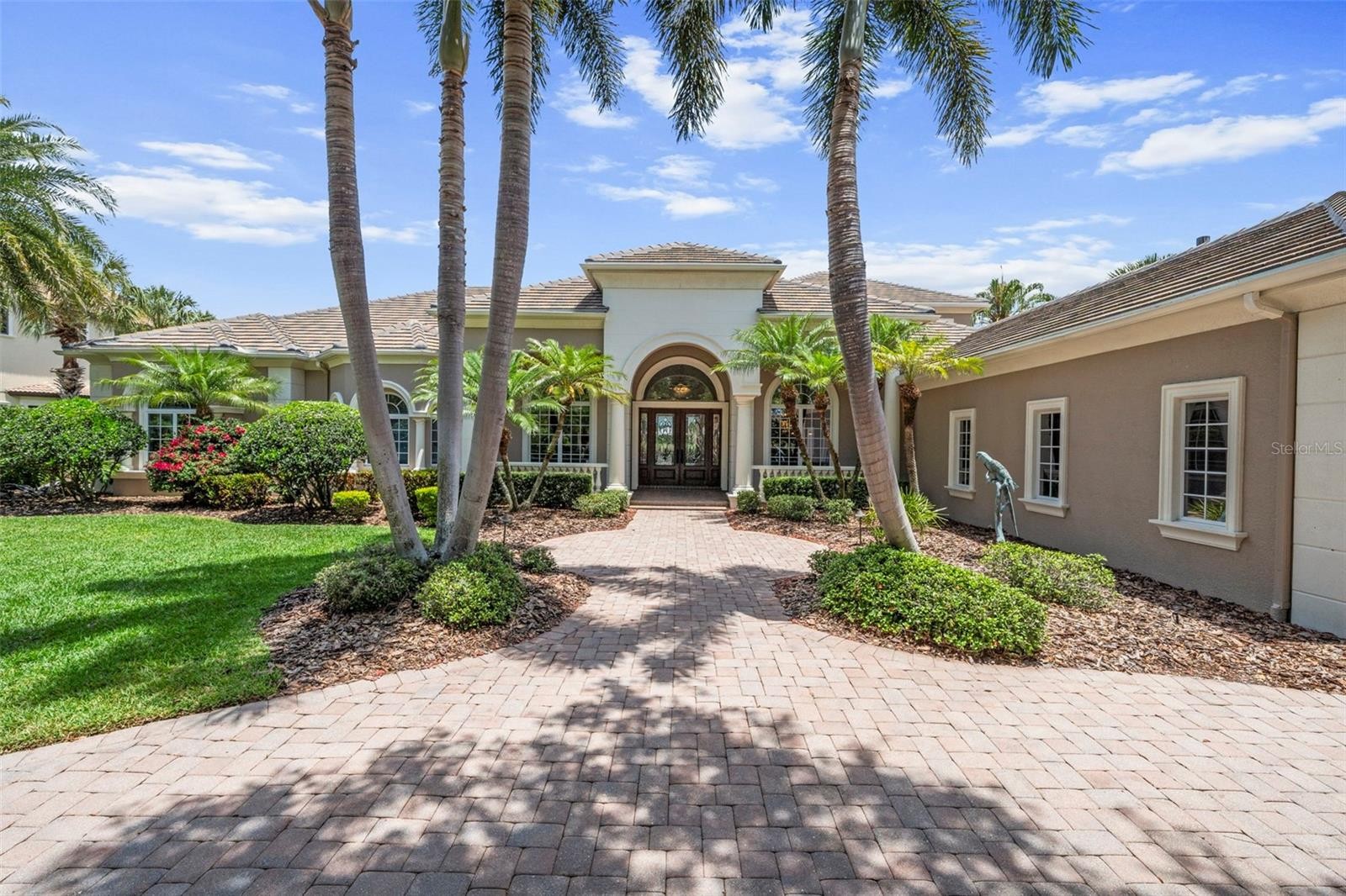 4085 FOUNDERS CLUB DR