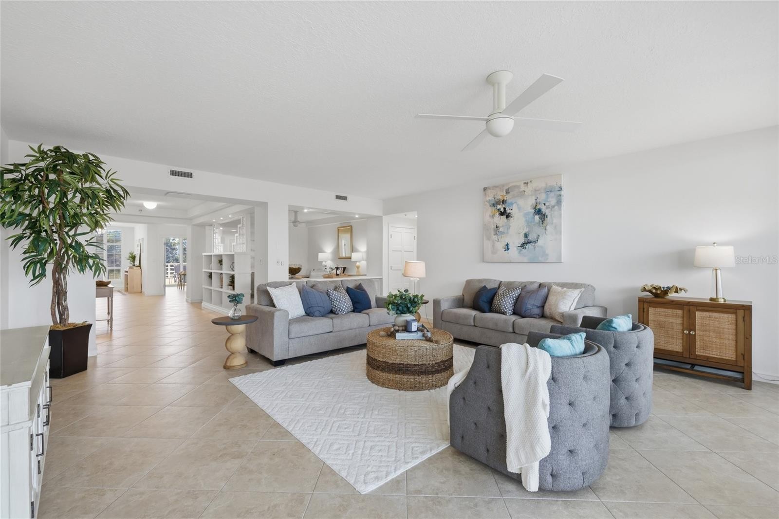 2550 HARBOURSIDE DR #333