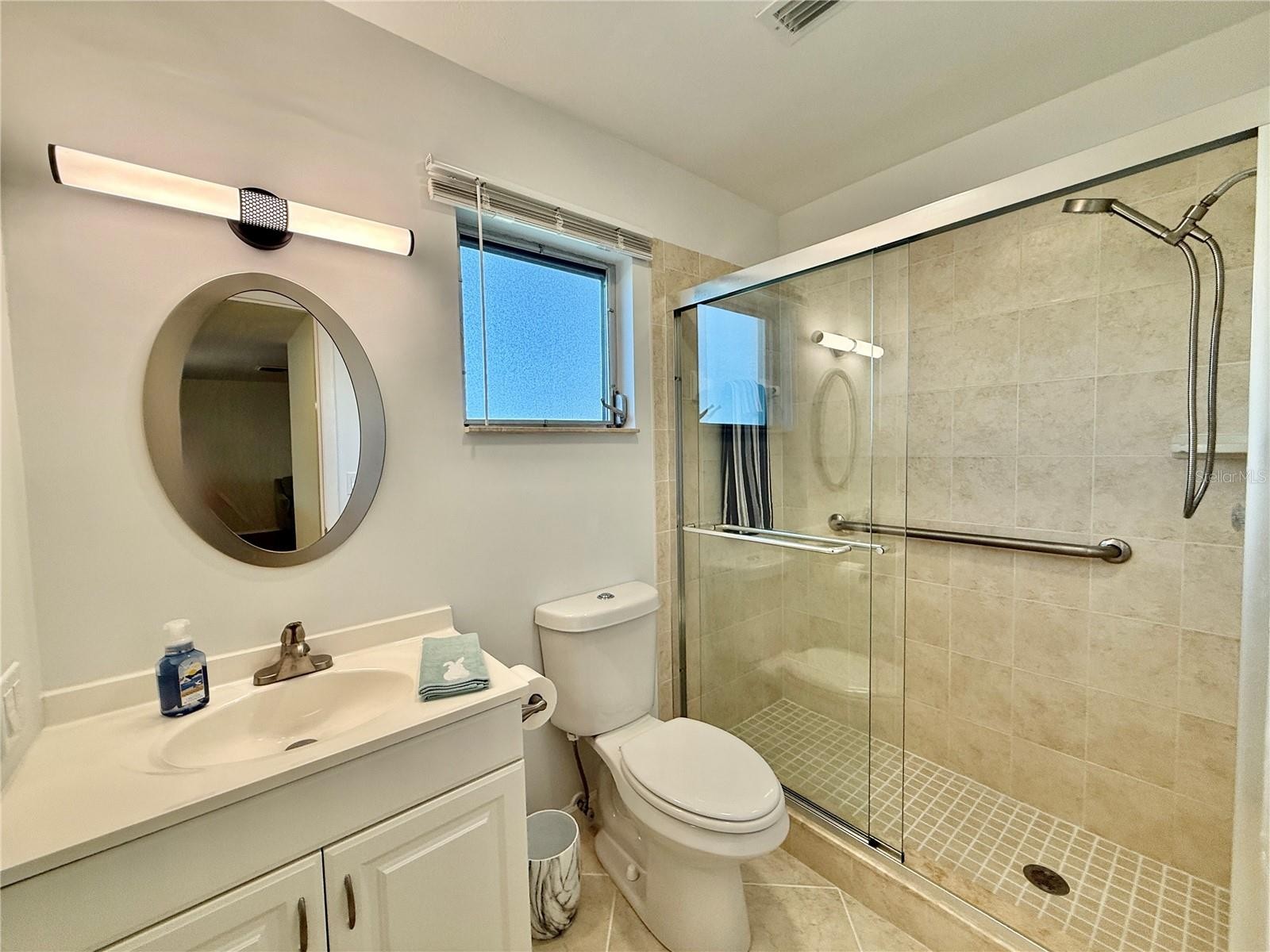 2221 ORANGE BLOSSOM LN