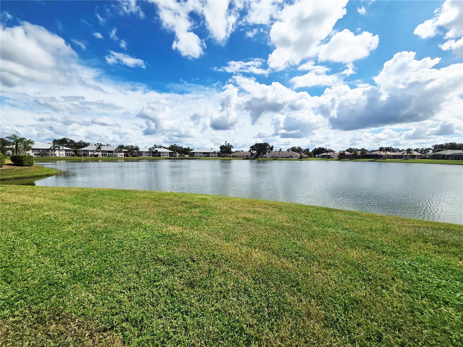 4207 CADDIE DR E #104