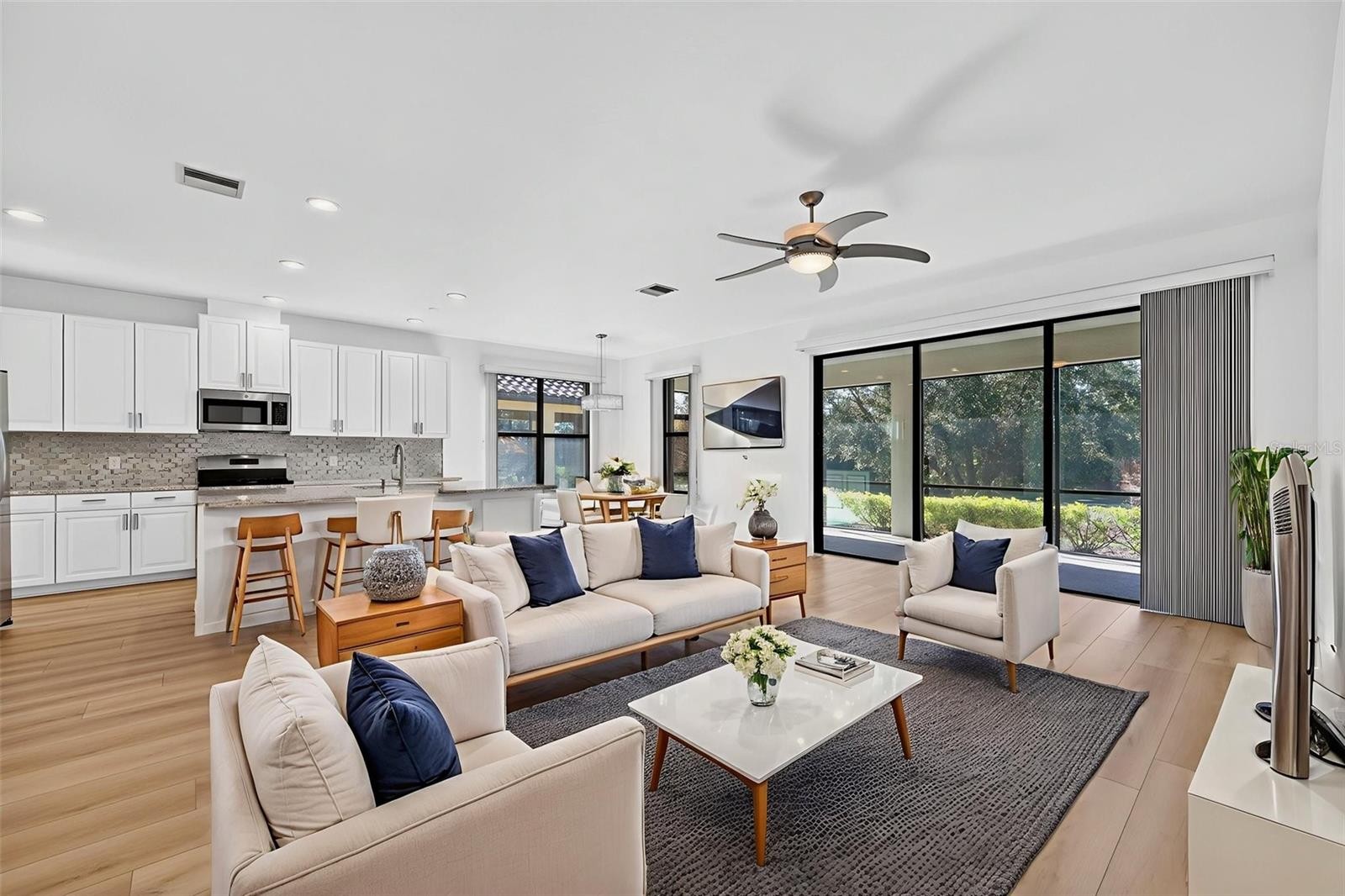 12826 DEL CORSO LOOP