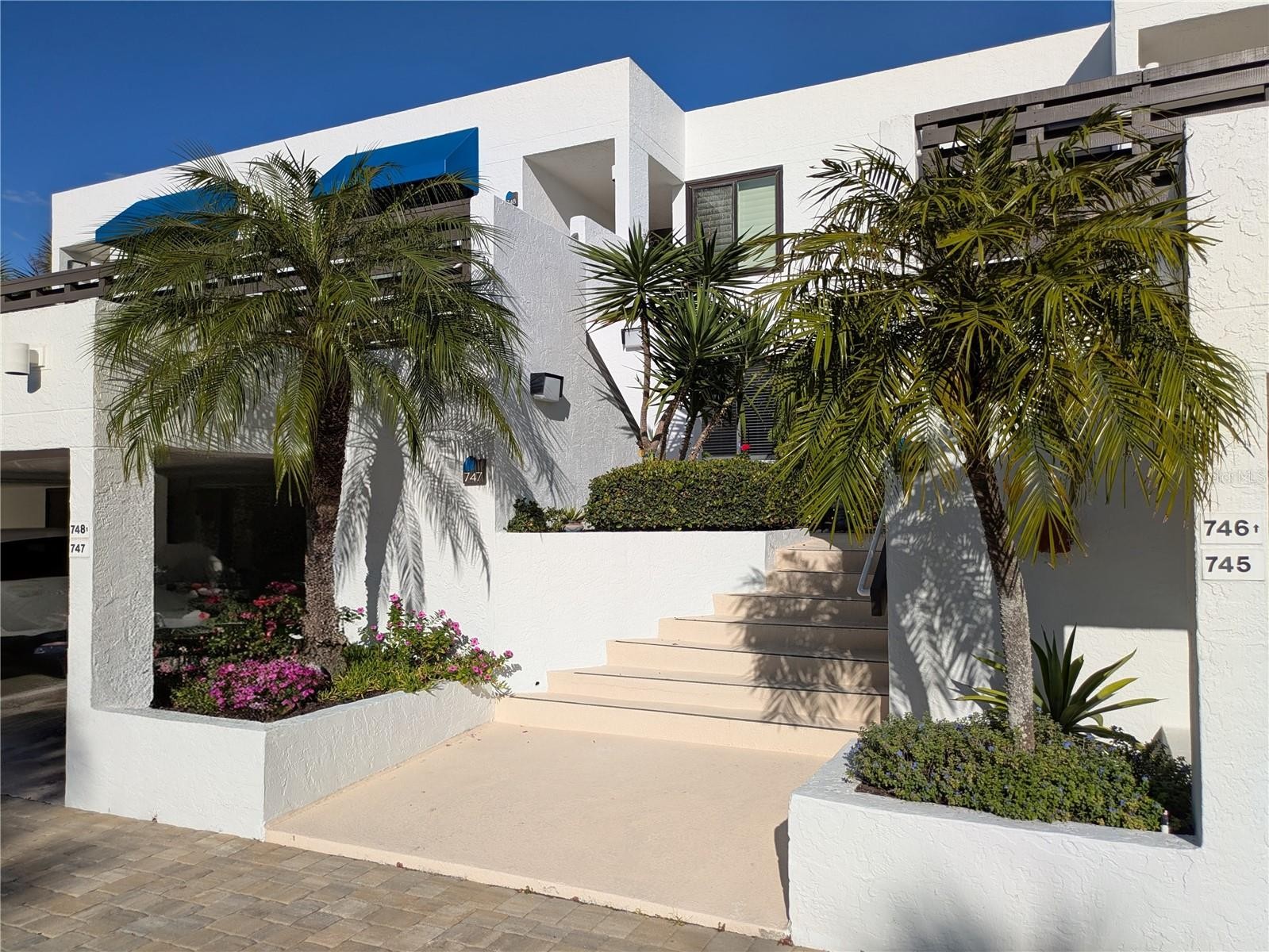 747 BAYPORT WAY #747