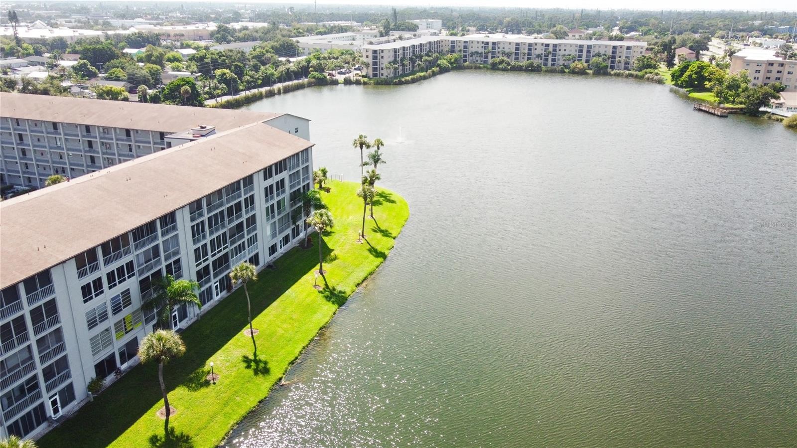 3362 LAKE BAYSHORE DR #P214