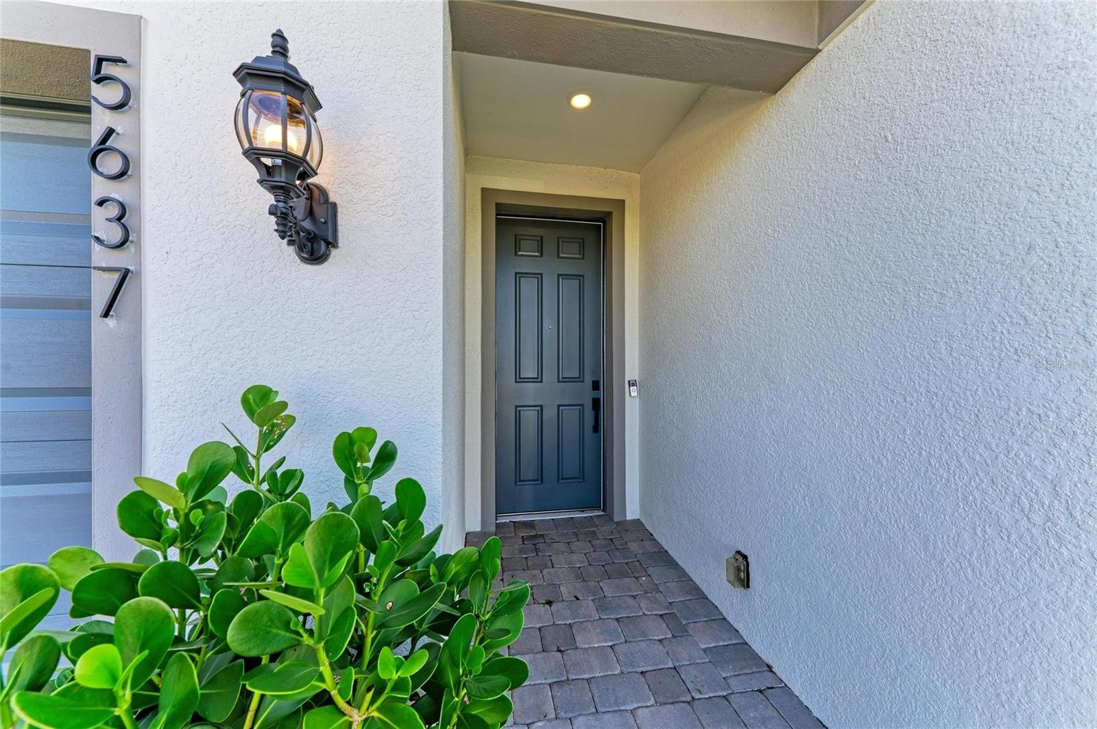 5637 SILVERSIDE PINE CT