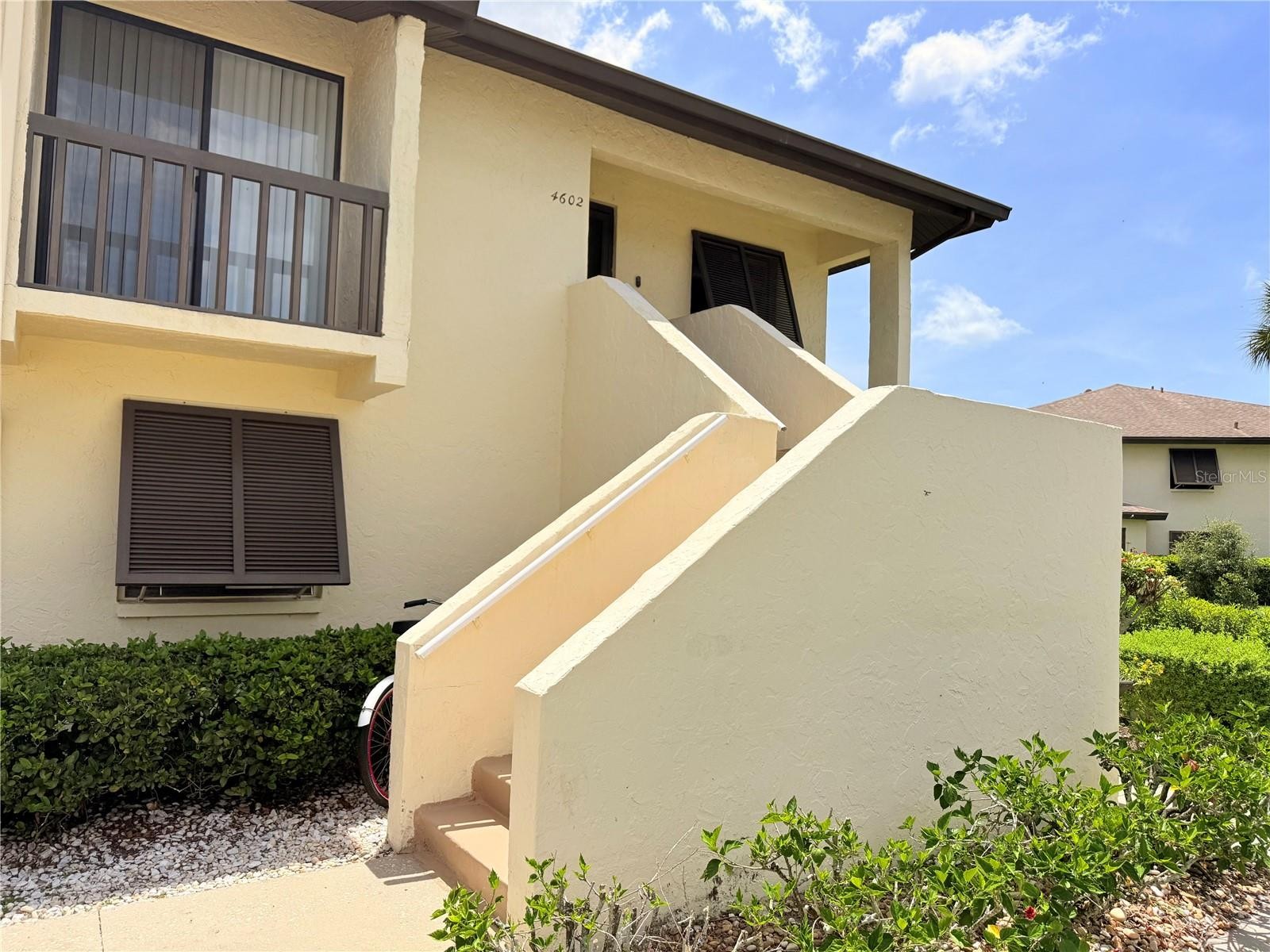 4602 LONGWATER CHASE #76