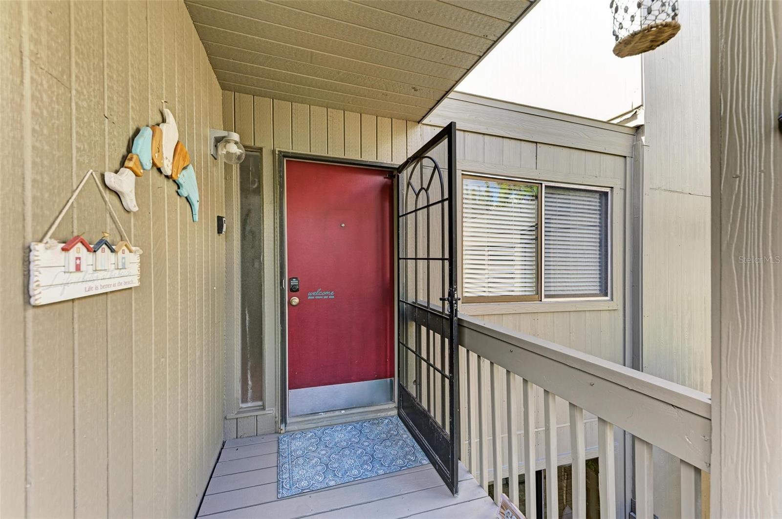 110 WOODLAND PL #110
