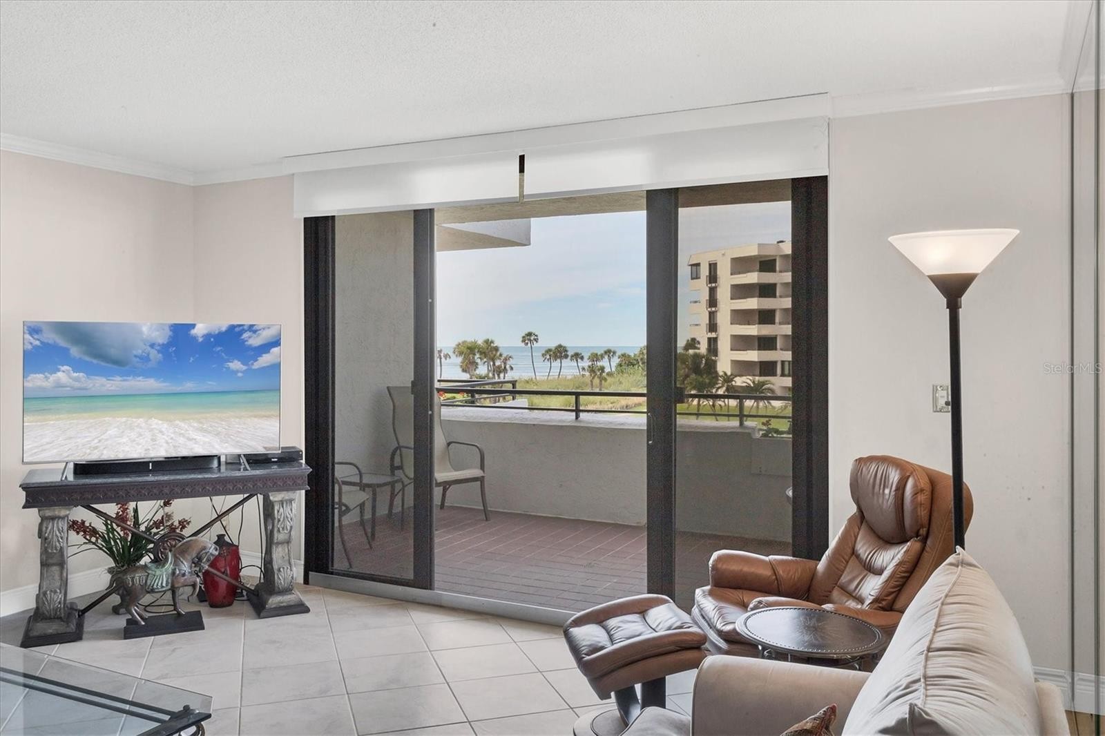 1425 GULF OF MEXICO DR #208