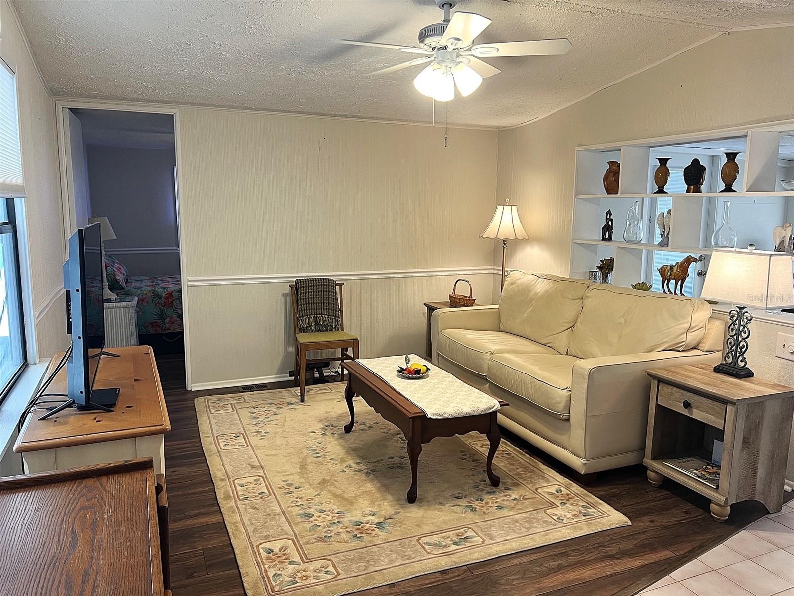 235 TRAILORAMA DR