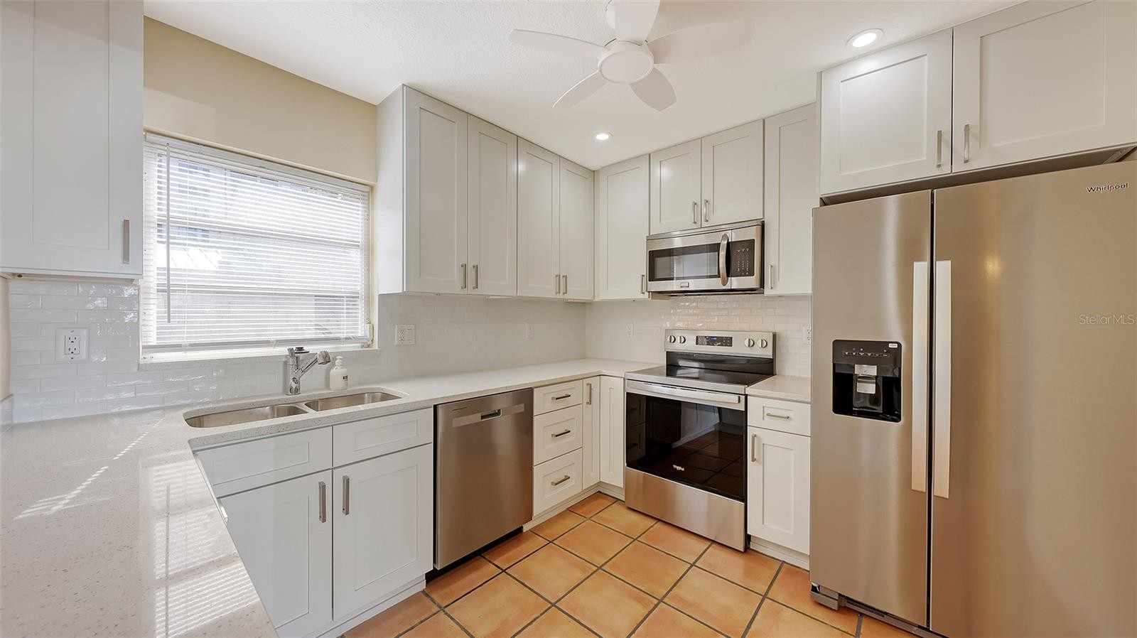 5860 MIDNIGHT PASS RD #40