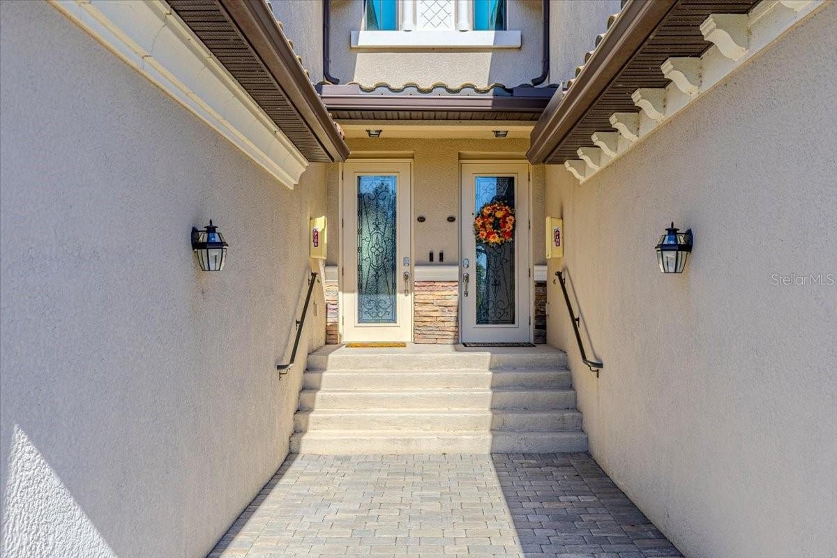 17713 GAWTHROP DR #102