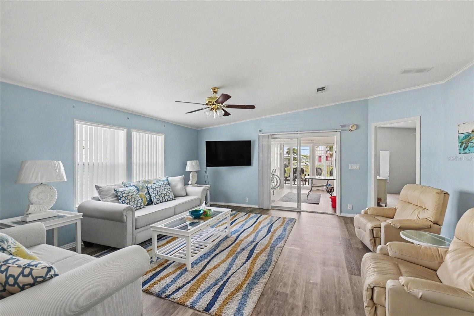 226 BIMINI DR