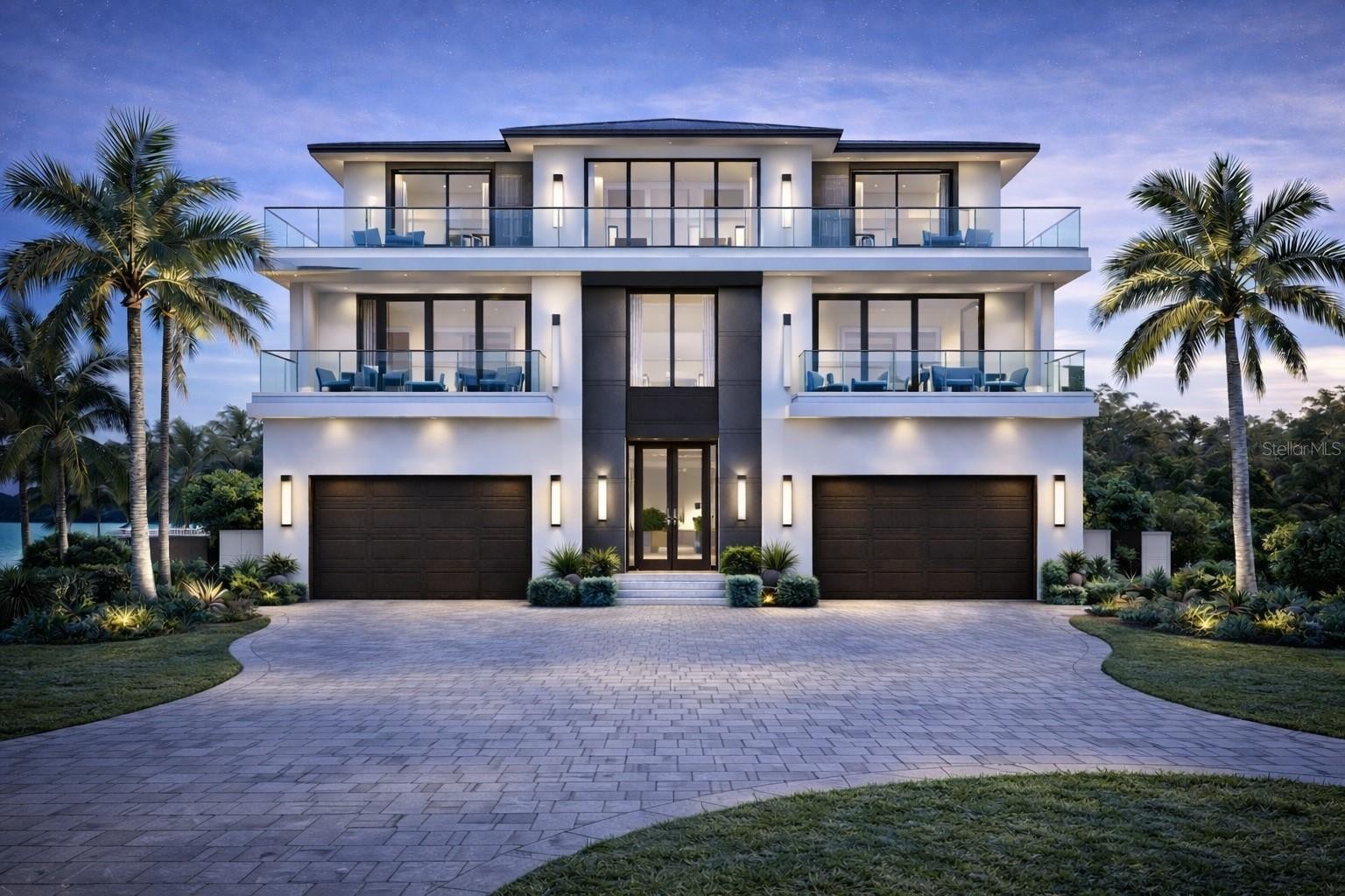 335 N WASHINGTON DR
